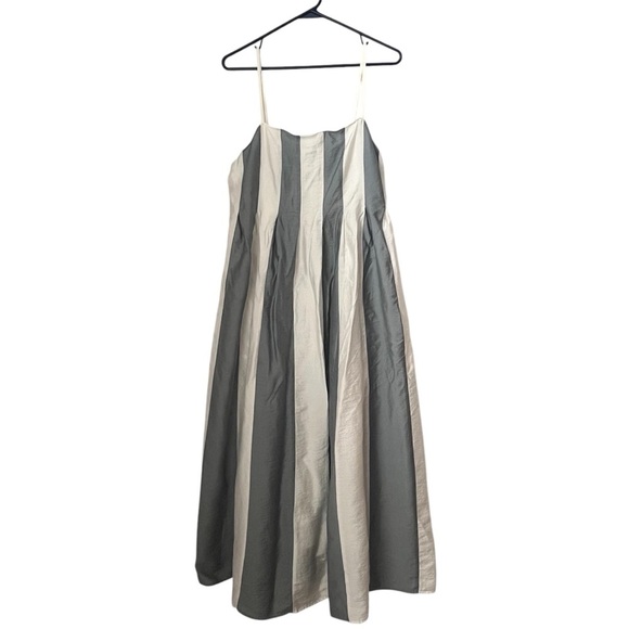 Madewell Dresses & Skirts - Madewell Striped Midi Dress